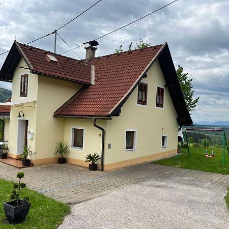 Charmantes Ferienhaus In Bester Lage Keutschach am See Zewnętrze zdjęcie