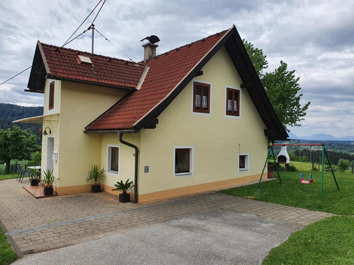 Charmantes Ferienhaus In Bester Lage Keutschach am See Zewnętrze zdjęcie