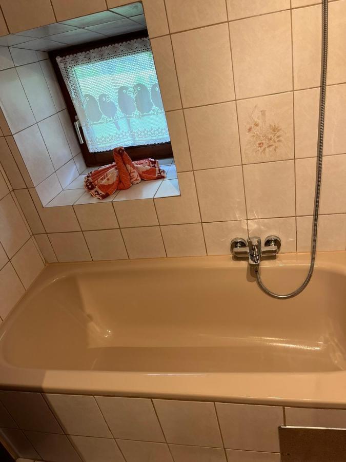 Charmantes Ferienhaus In Bester Lage Keutschach am See Zewnętrze zdjęcie